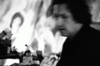 Hain Eric Diekel in seinem Atelier